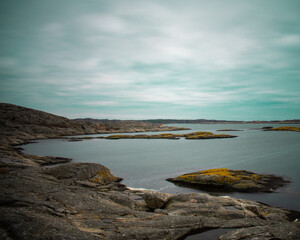 Fototapeta na wymiar Cloudy day of the sea, sweden
