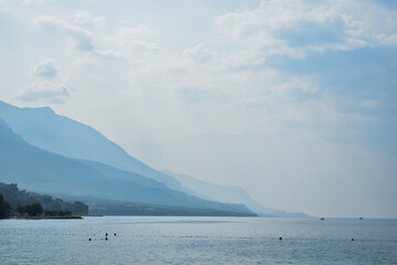 Mountains and sea 