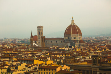 Dawn view of Florence and the La Cattedrale di Santa Maria del Fiore from the Piazzale Michelangelo observation deck. Italy, Florence.