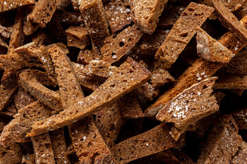 fried rye bread croutons