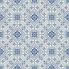 Seamless ceramic tile with colorful patchwork. Vintage multicolor pattern in turkish style. Endless pattern can be used for ceramic tile, wallpaper, linoleum, textile, web page background. Vector.