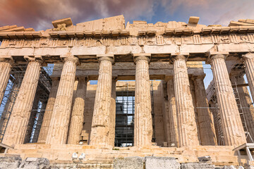 Obraz premium Parthenon temple on the Acropolis of Athens, dedicated to the maiden goddess Athena
