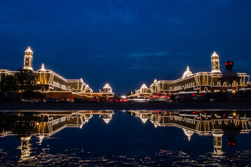 Fototapeta premium Reflection of Indian President's Estate, Rashtrapati Bhawan in Lutyen's Delhi, New Delhi, India during monsoon.