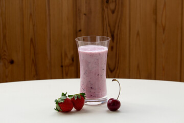 strawberry milk shake