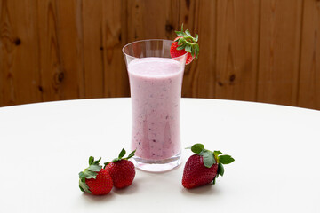 strawberry milk shake