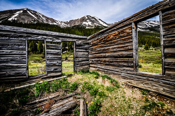 log home in mountains