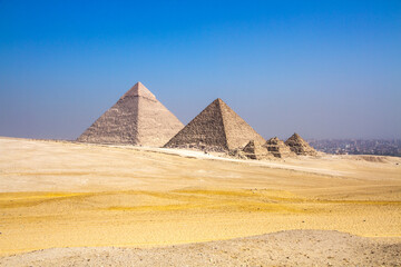 Obraz na płótnie Canvas Great Pyramid of Giza, UNESCO World Heritage site, Cairo, Egypt.