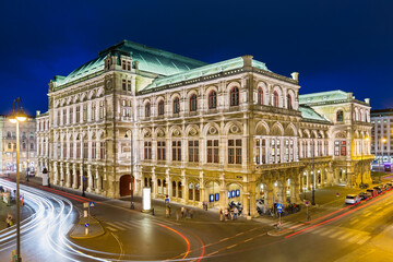 Fototapeta na wymiar Vienna State Opera At Night, Austria