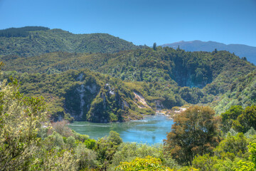 Frying pan lake and echo crater at Waimangu volcanic valley un New Zealand