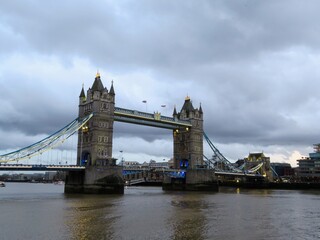Fototapeta na wymiar A cloudy Tower Bridge