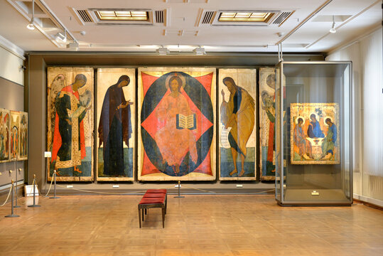 State Tretyakov Gallery is art gallery, foremost depository of Russian fine art in world. Gallery's history starts in 1856. Hall of ancient icons