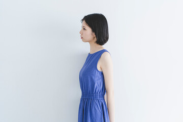 女性