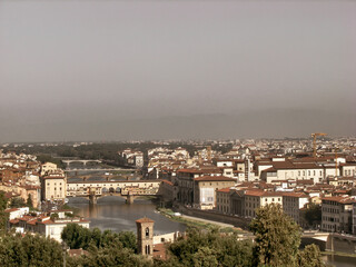 Fototapeta na wymiar Ponte Vecchio Florence at Arno river - Italy