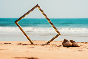 Fototapeta premium The Frame Capturing The Wave