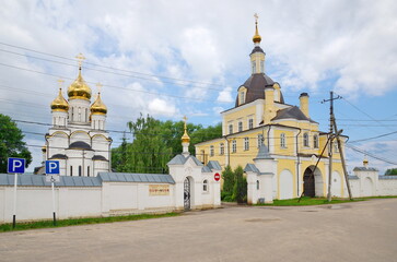 Fototapeta na wymiar St. Nicholas convent. Pereslavl-Zalessky, Yaroslavl region. Golden ring of Russia