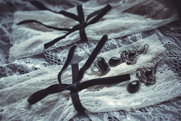 Vintage mix style accessorize. Women's fashionable details for outfits 