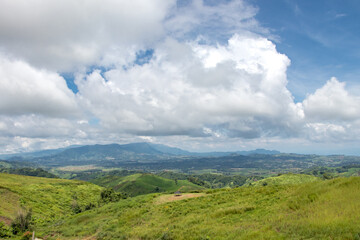 Fototapeta premium clouds over the mountains.