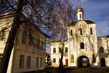 Fototapeta na wymiar Trinity-Sergius Varnitsky monastery in the city of Rostov. Yaroslavl region, Russia