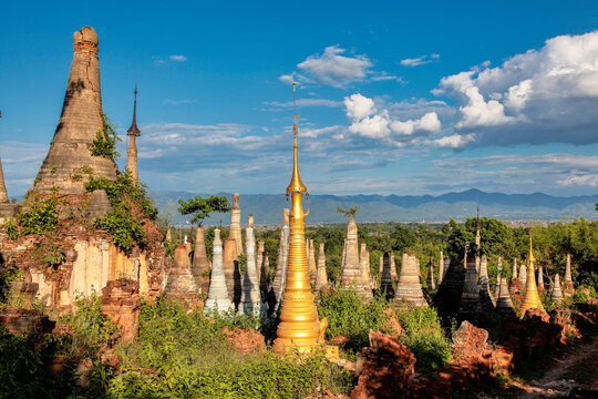 Ruins of ancient stupas of Shwe Indein Pagoda Inle Lake, Shan State, Myanmar