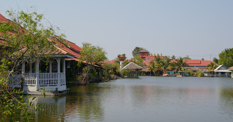 Sam Phan Nam, water floating market