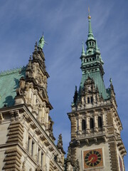 Fototapeta na wymiar historisches Rathaus Hamburg