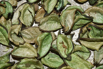 green leaves background