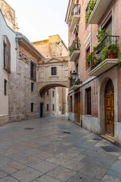 Arch over Barchilla street in Valencia, Spain