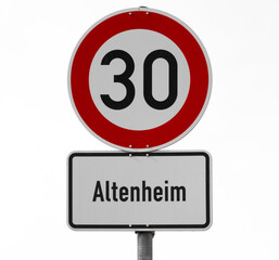 Altenheim Verkehrszeichen Tempolimit