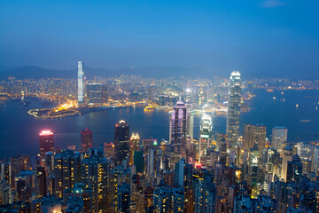 Fototapeta na wymiar hong kong skyline at sunset