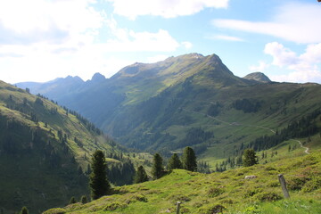 Fototapeta na wymiar Berggipfel in Tirol