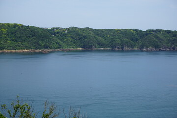 It shines on the beautiful sea.