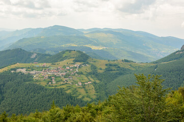 Obraz premium Belintash is a small plateau in the Rhodope Mountains in Bulgaria bearing traces of human activity. 