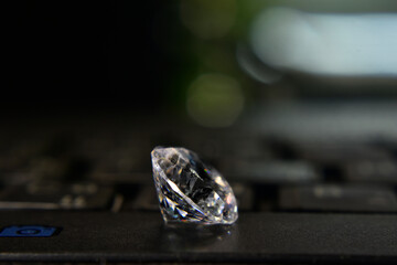 Selected diamonds
Symmetrical and beautiful for jewelry making