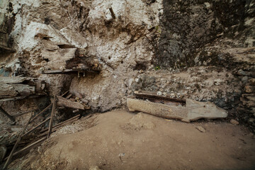 Torajan cliff burial