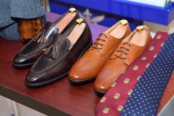 shoe, leather, shoes, isolated, brown, fashion, footwear, pair, men, foot, white, clothing, business, classic, boot, style, object, boots, casual, new, elegance, accessory, wear, black, comfortable