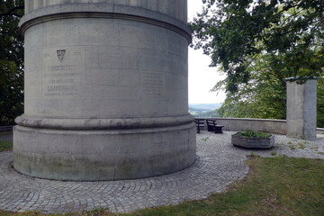Fototapeta na wymiar Kriegerdenkmal in Gräfenberg