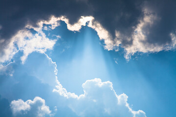 Bright and overcast in the sky