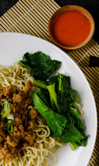 Indonesian noodles with vegetable