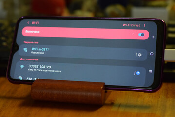 net communication cell phone wi-fi 