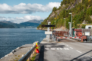 Naklejka premium Waiting for the ferry between Eidsdal and Linge on Storfjorden, Norway