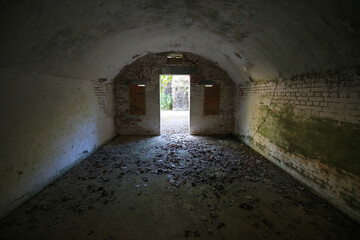 Obraz premium 広島県竹原市 大久野島 南部砲台跡内部