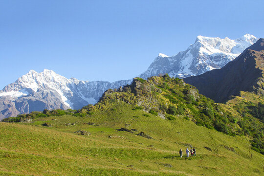 The Choukhamba and it`s Valley
