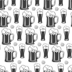 Fototapeta premium Pints of beer with foam, alcoholic beverage seamless pattern