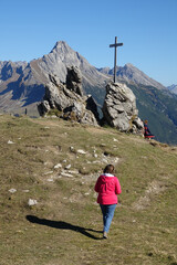 Kreuz am Hochtannbergpass, Blick zum Biberkopf