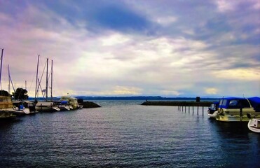 Vue sur lac de Neuchâtel Suisse.