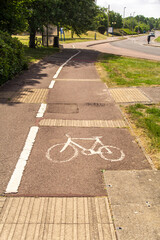 Obraz premium Cycle path symbol painted onto pavement, portrait view