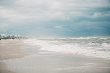 Fototapeta na wymiar Gulf Coast waves and shoreline