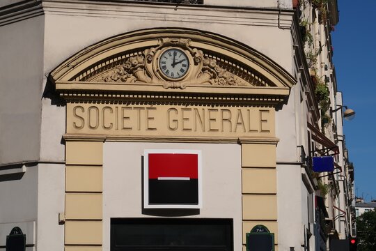 Banque Soci&eacute;t&eacute; G&eacute;n&eacute;rale, devanture d&rsquo;une agence bancaire &agrave; Paris &ndash; 29 mai 2020 (France)