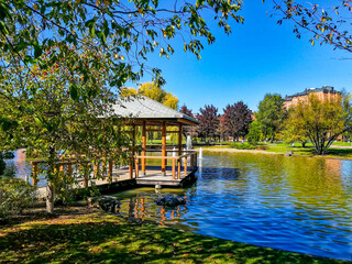 lake in pamplona 