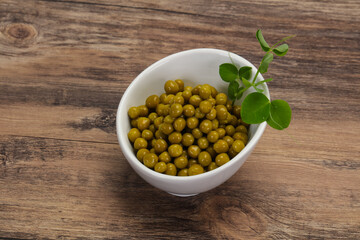Canned Green peas in the bowl